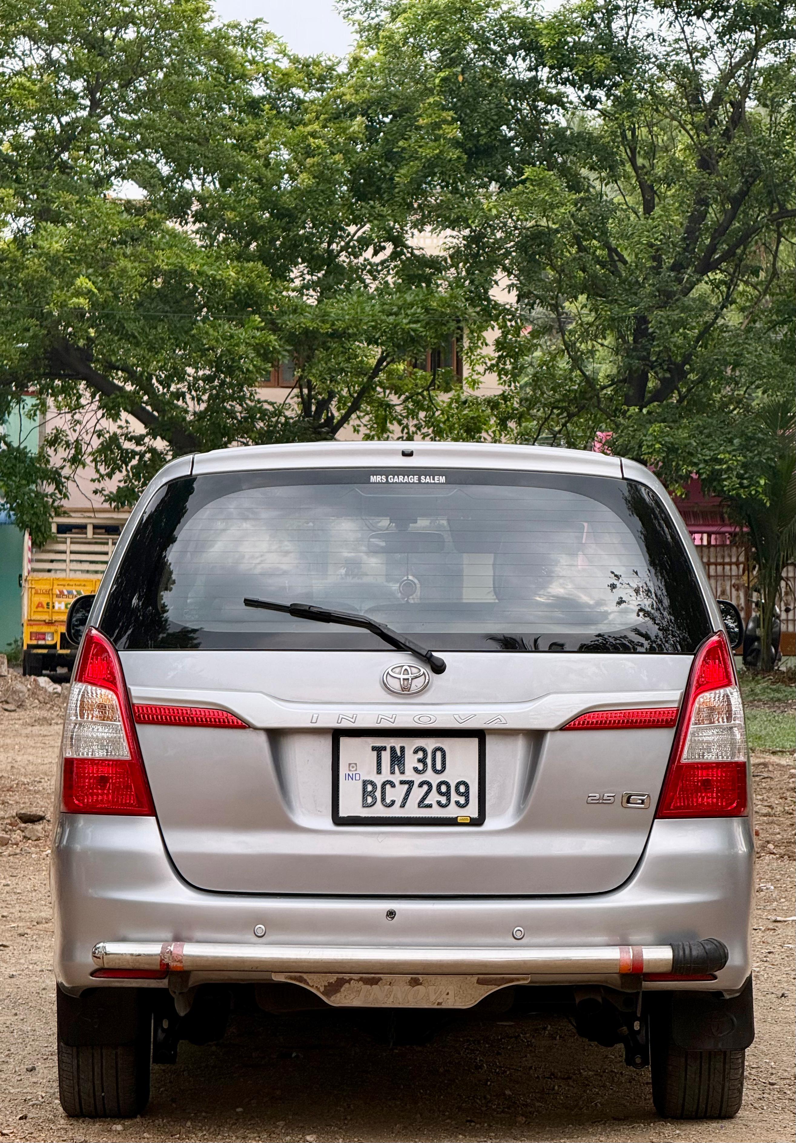 Toyota Innova - Image 6